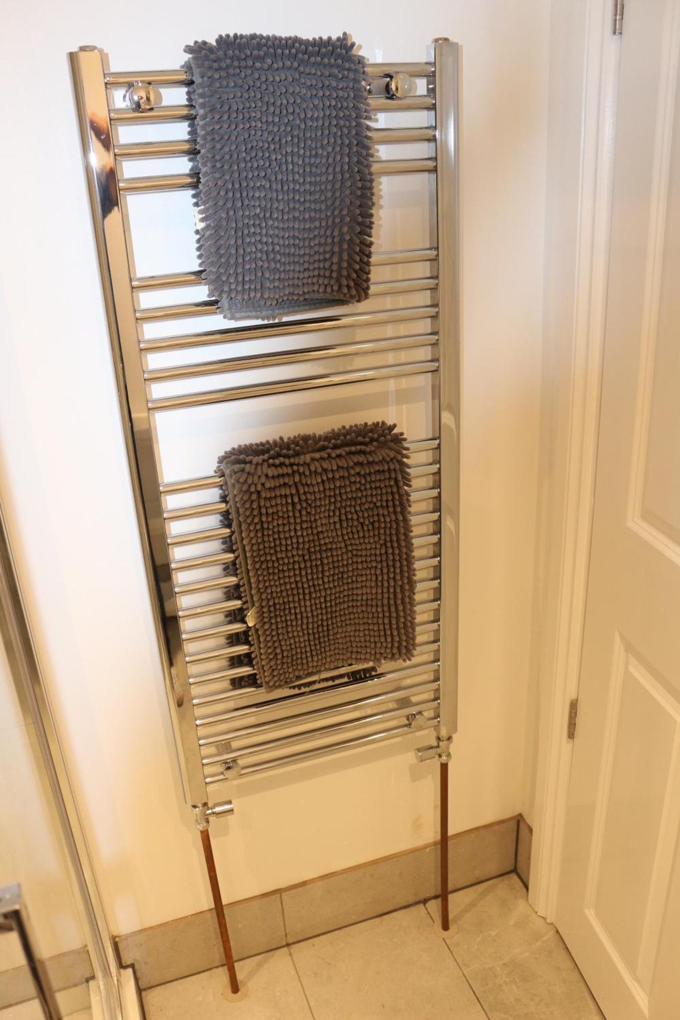 Self Contained, Double Bed Studio, Private Kitchen, Private Bath, Walking Distance To Harry Potter วัตฟอร์ด ภายนอก รูปภาพ